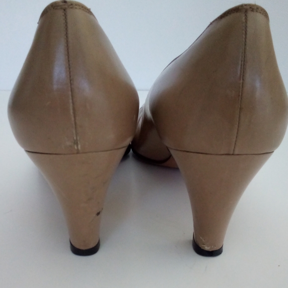 Women's Salvatore Ferragamo Florence heels size7.5 - Picture 7 of 7